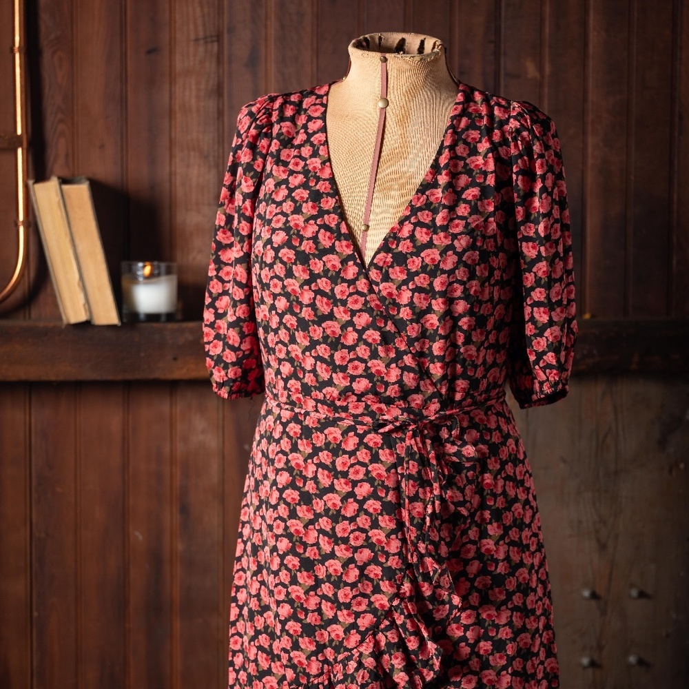 Nasty Gal Pink Floral Ruffle Hem Wrap Dress Sz M